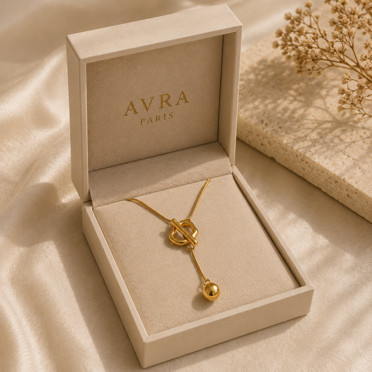 Céleste Lariat Necklace