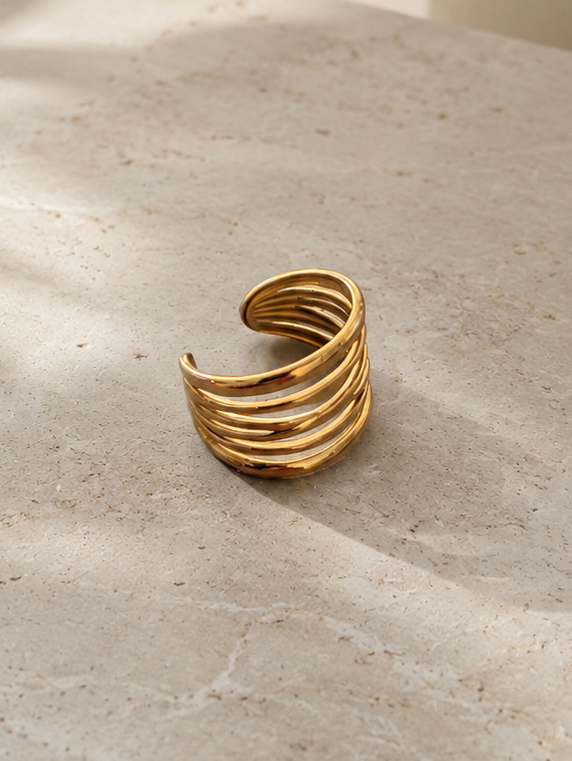 Adèle Ring